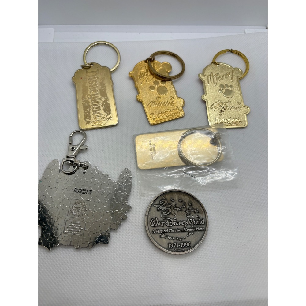 Disney Keychain Coin Lot Stitch Mickey Minnie 60th 25th Anniversary Abuelita - Picture 6 of 7